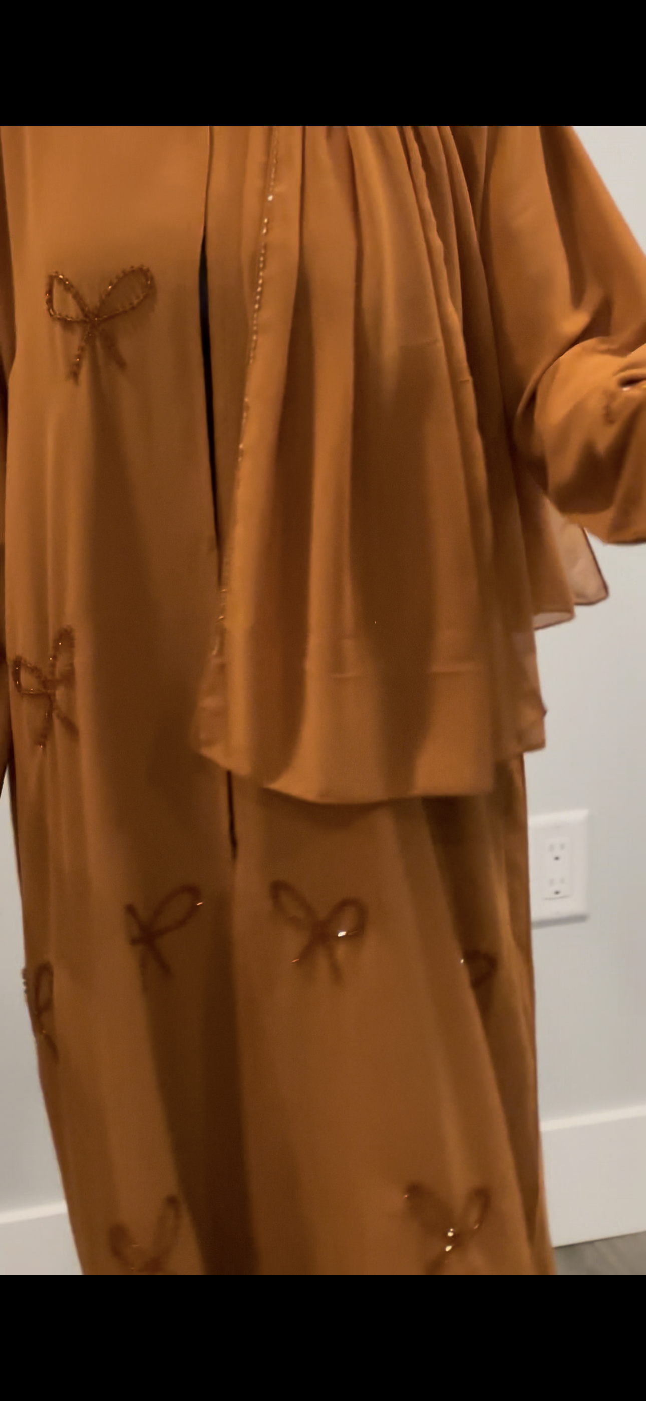 Bow Abaya G